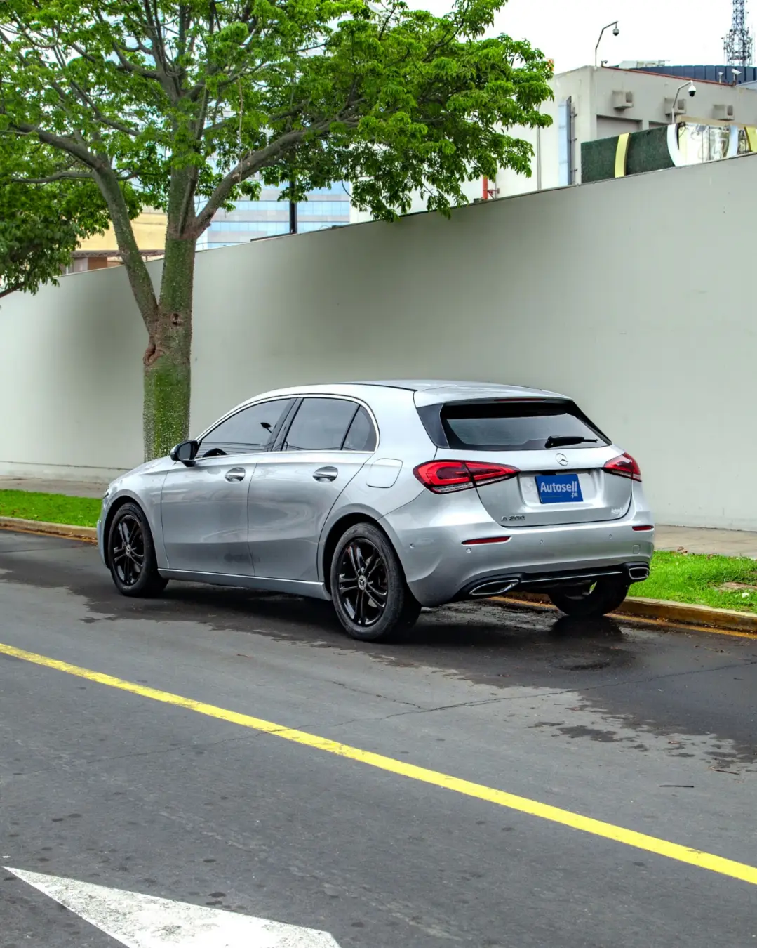 Mercedes Benz A200
