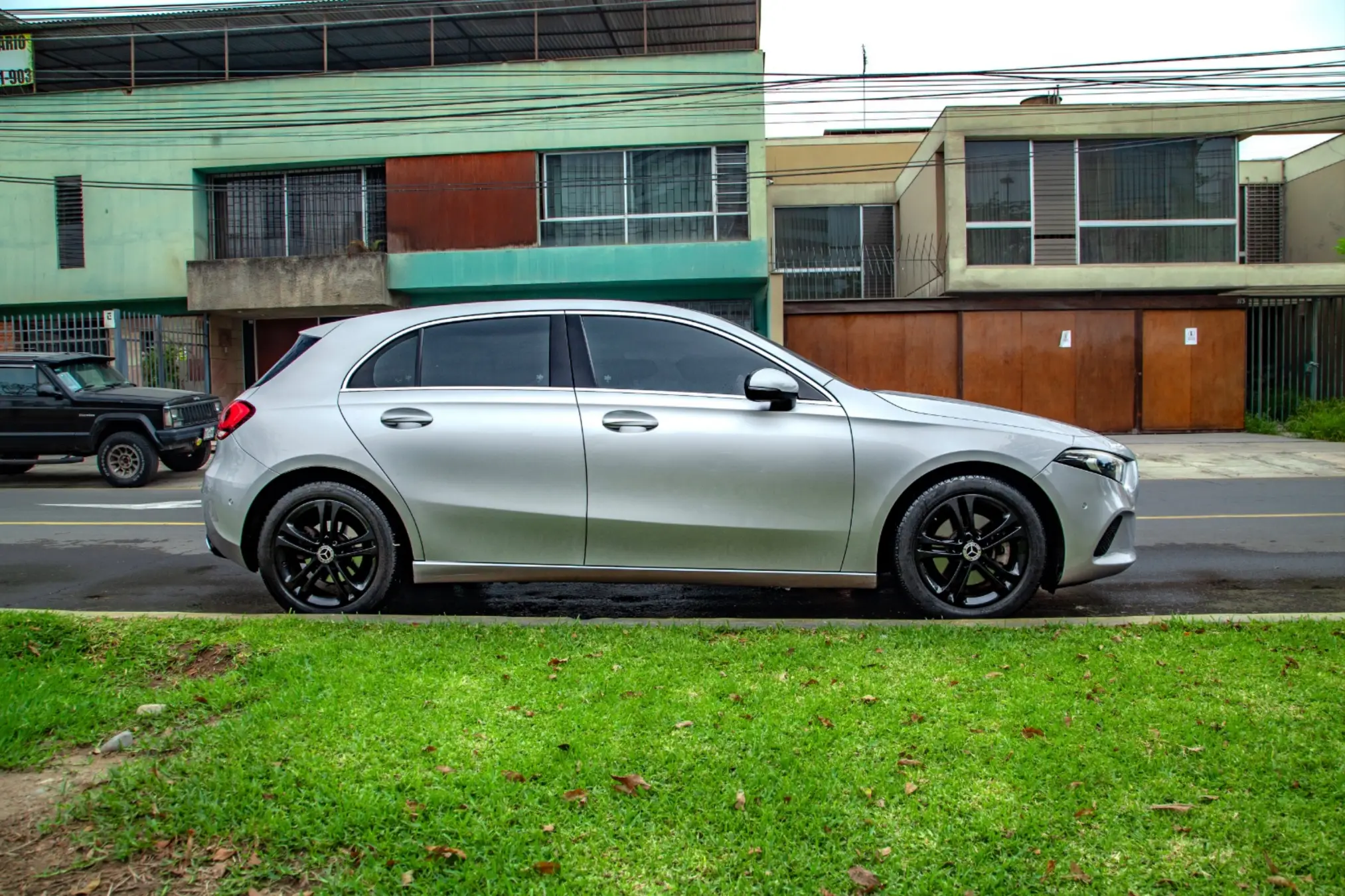 Mercedes Benz A200