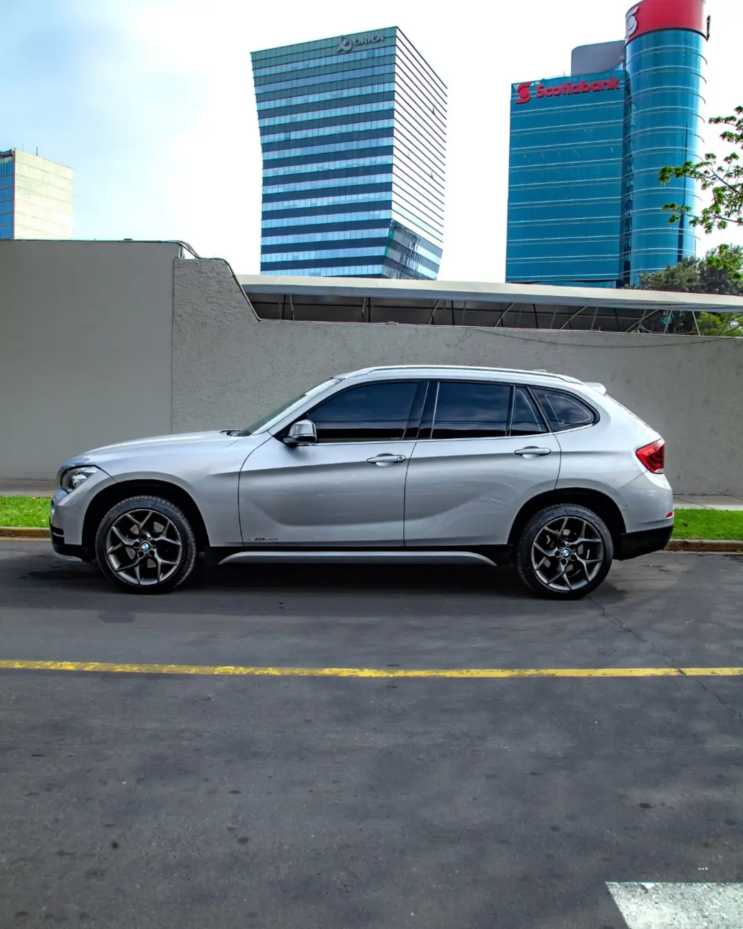 BMW X1