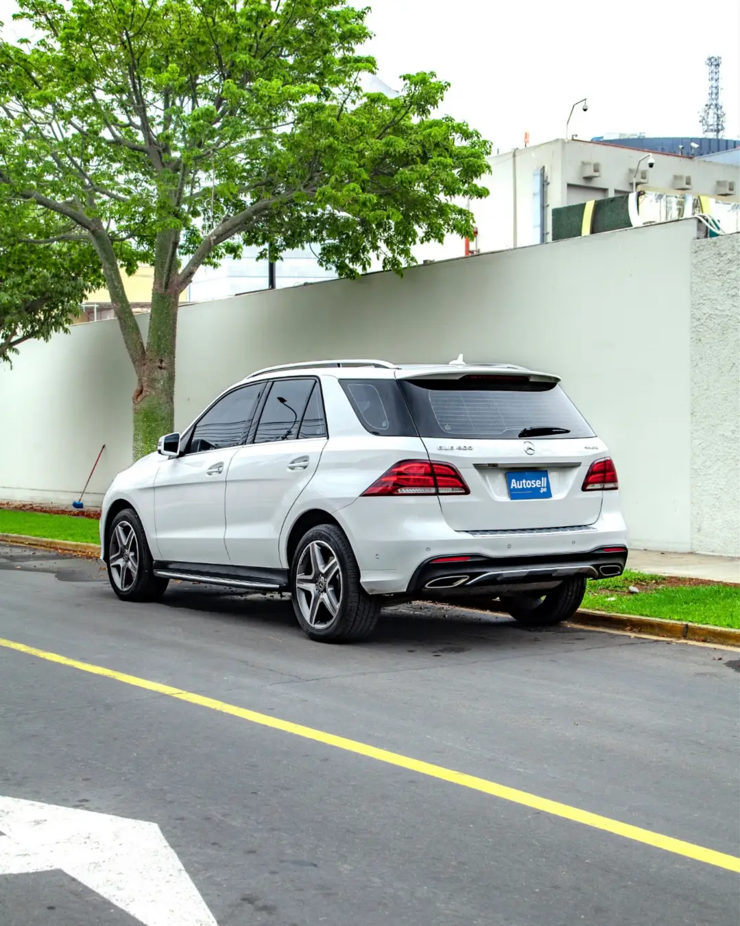 Mercedes Benz GLE400
