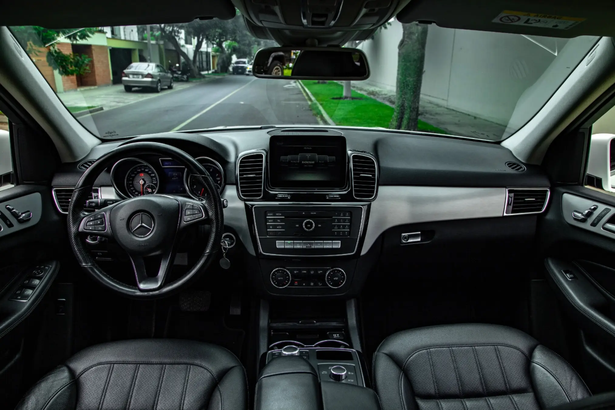 Mercedes Benz GLE400