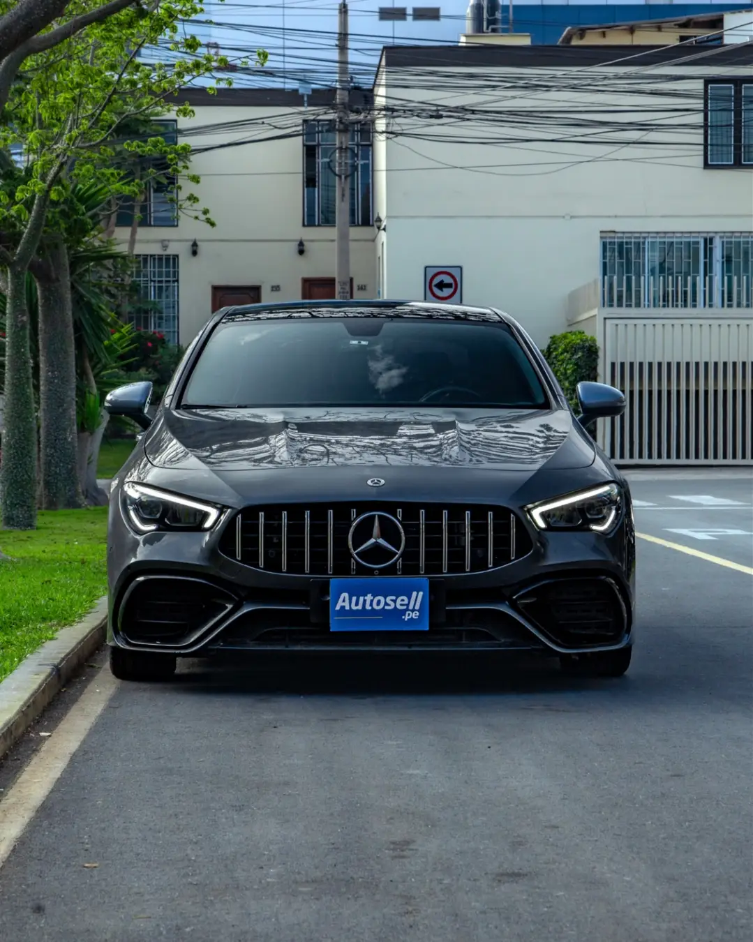 Mercedes Benz CLA 200