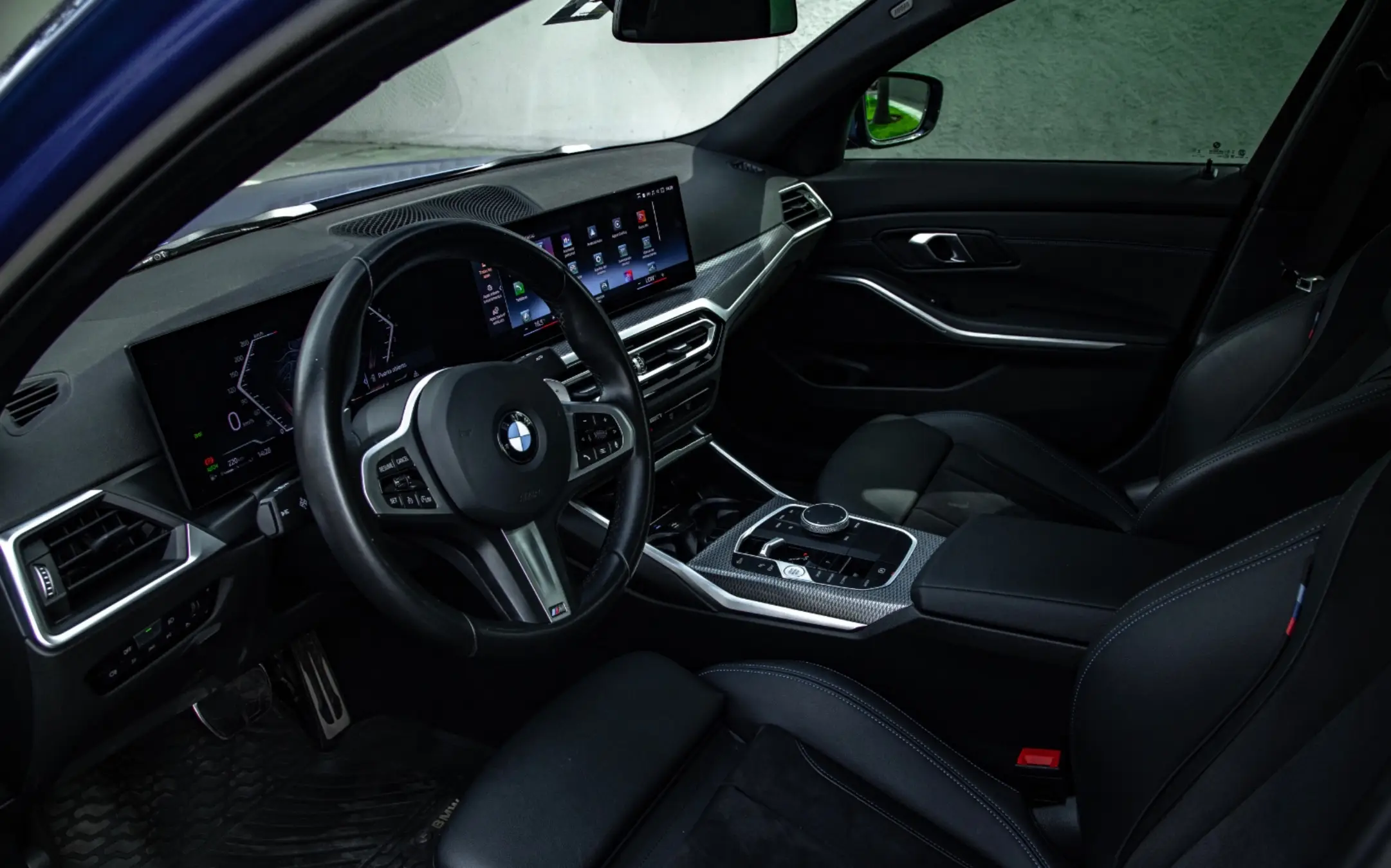 BMW 320i