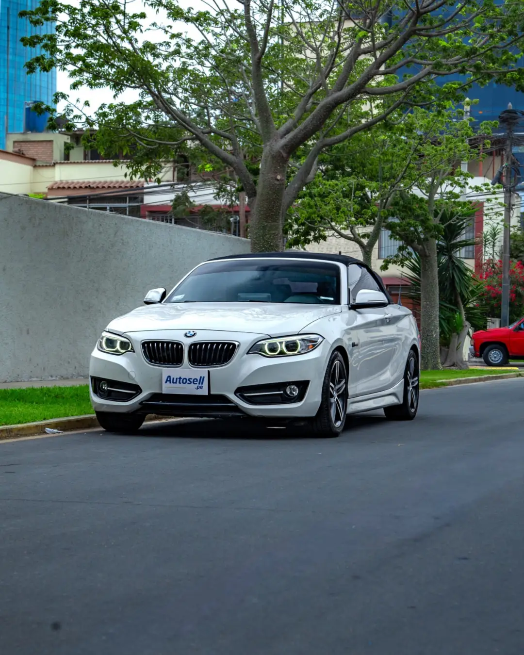 BMW 220i