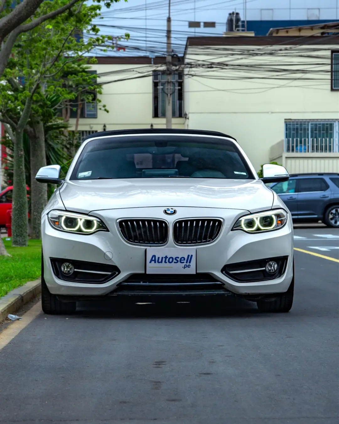 BMW 220i