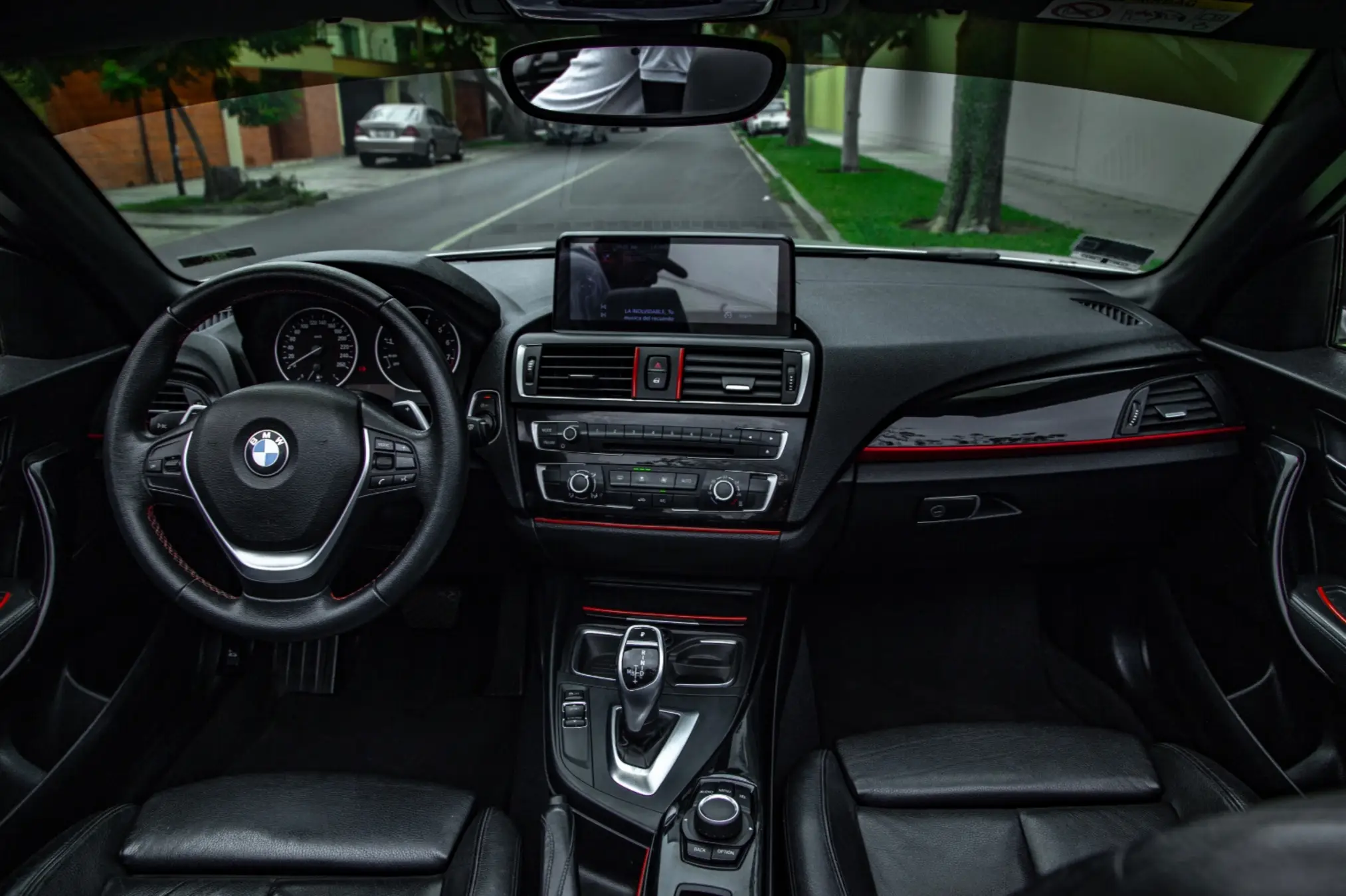 BMW 220i