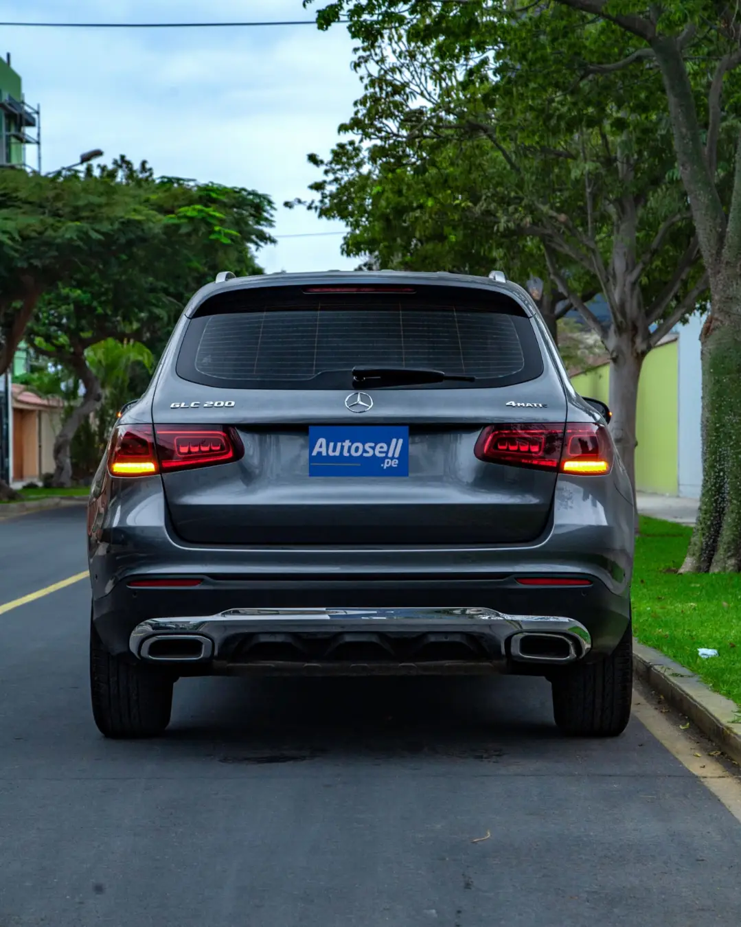 Mercedes Benz GLC200