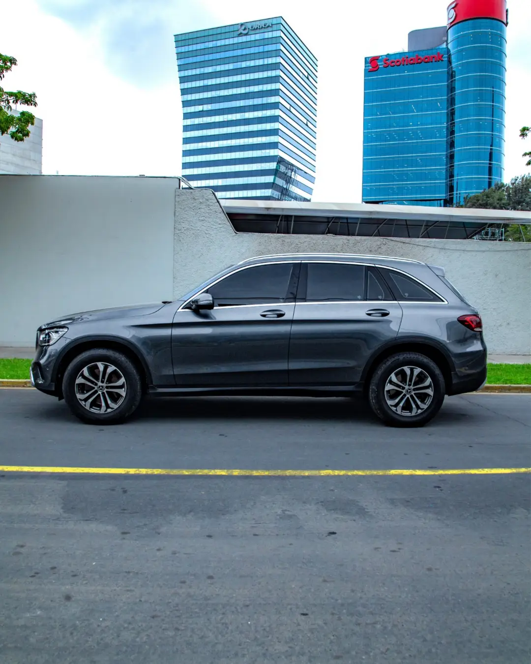 Mercedes Benz GLC200