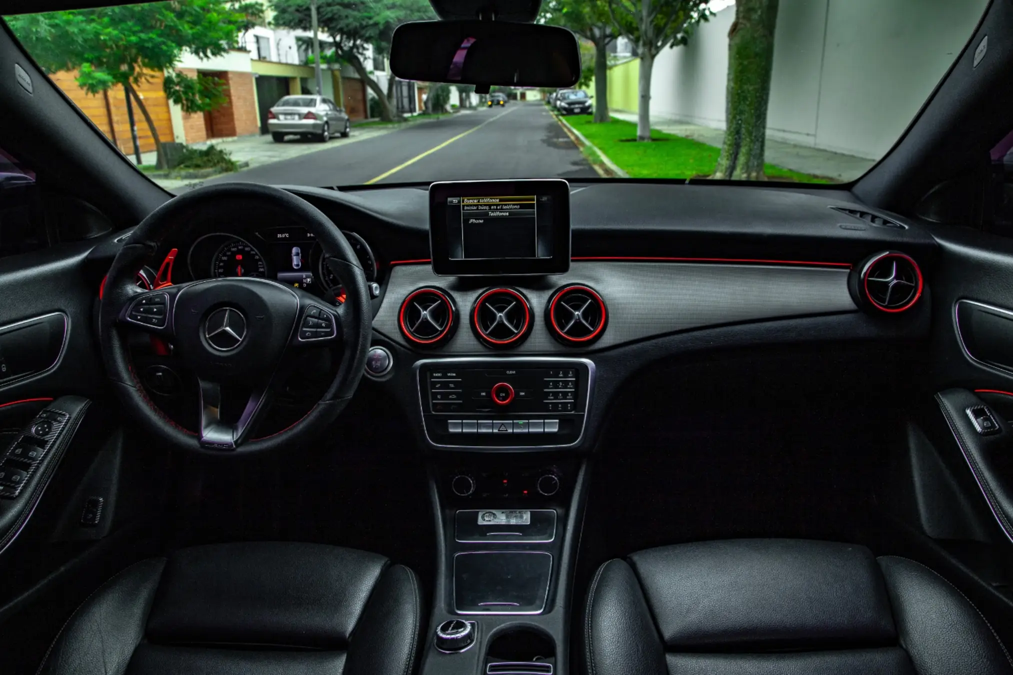 Mercedes Benz CLA180
