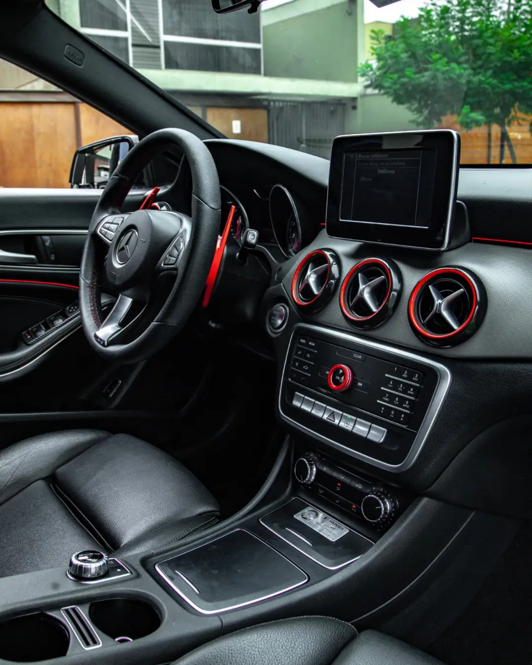 Mercedes Benz CLA180