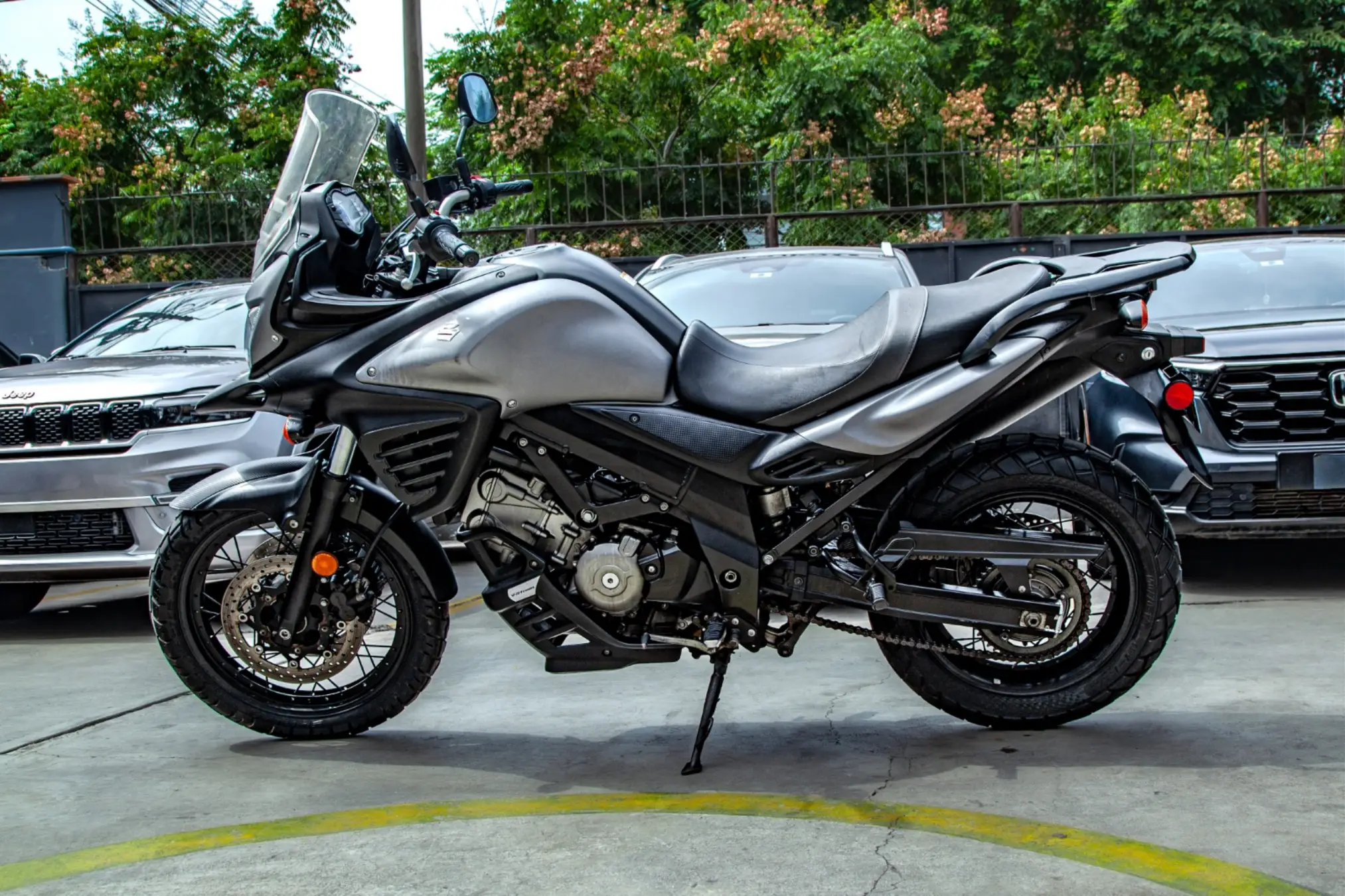Suzuki DL650A
