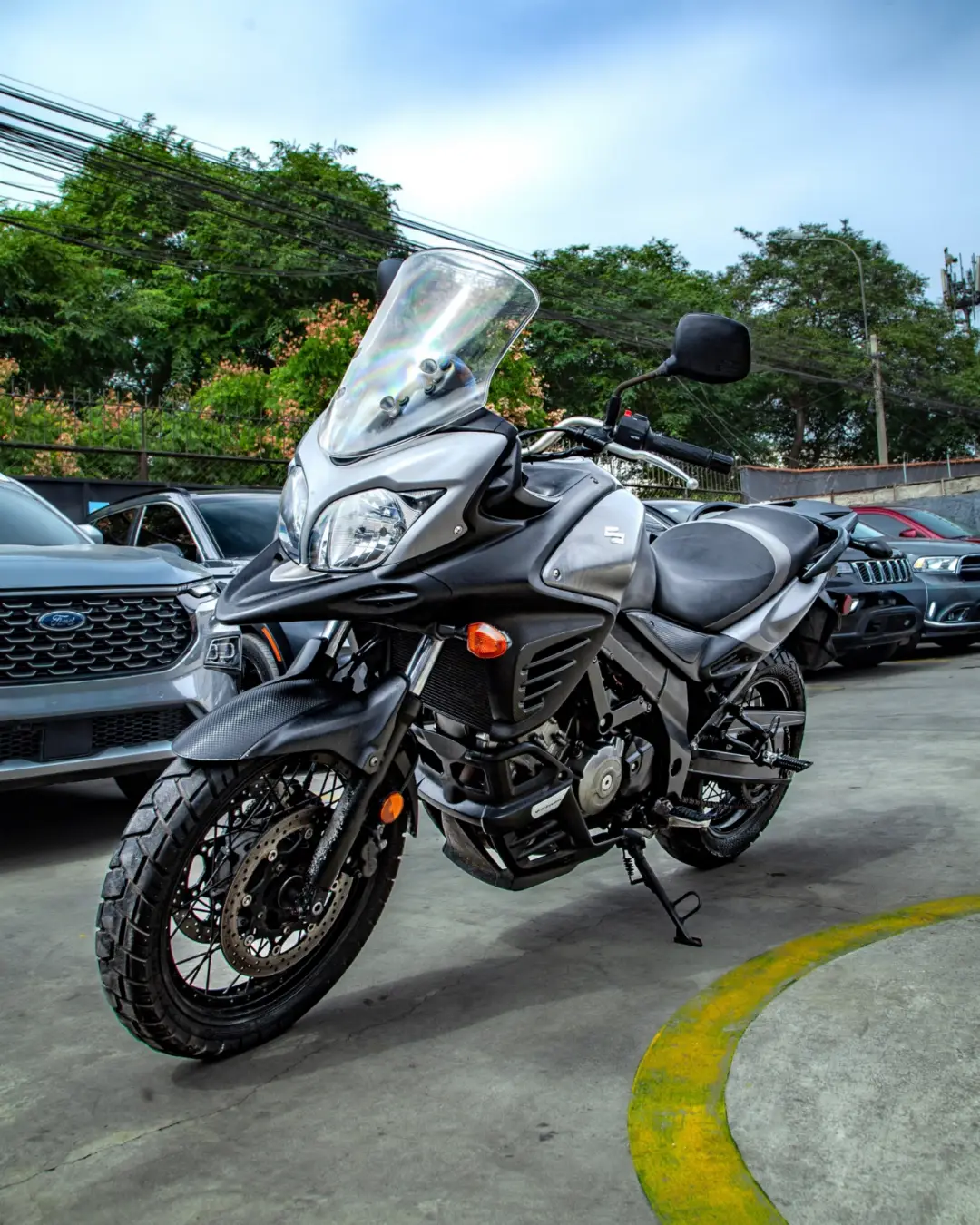 Suzuki DL650A