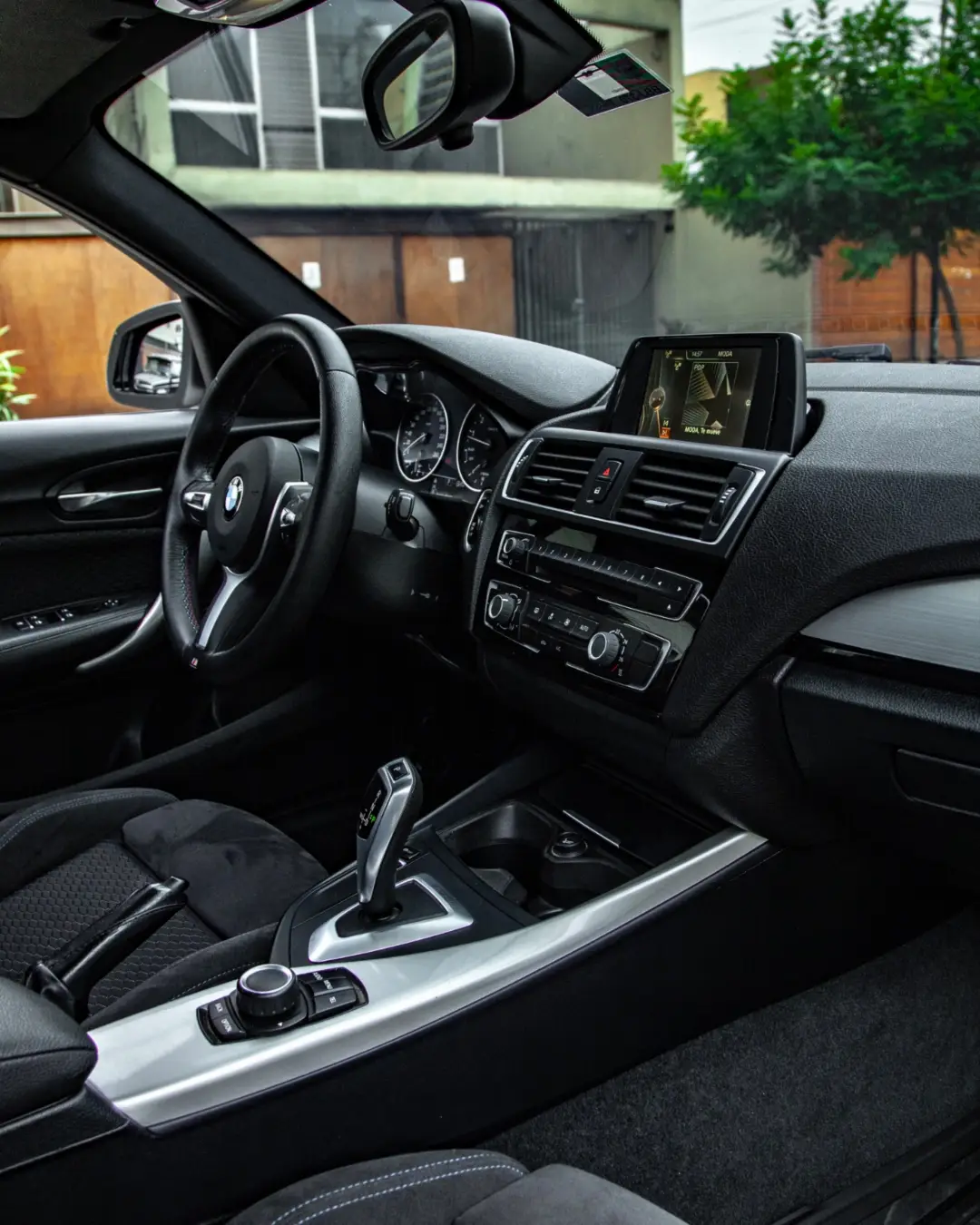 BMW 120i