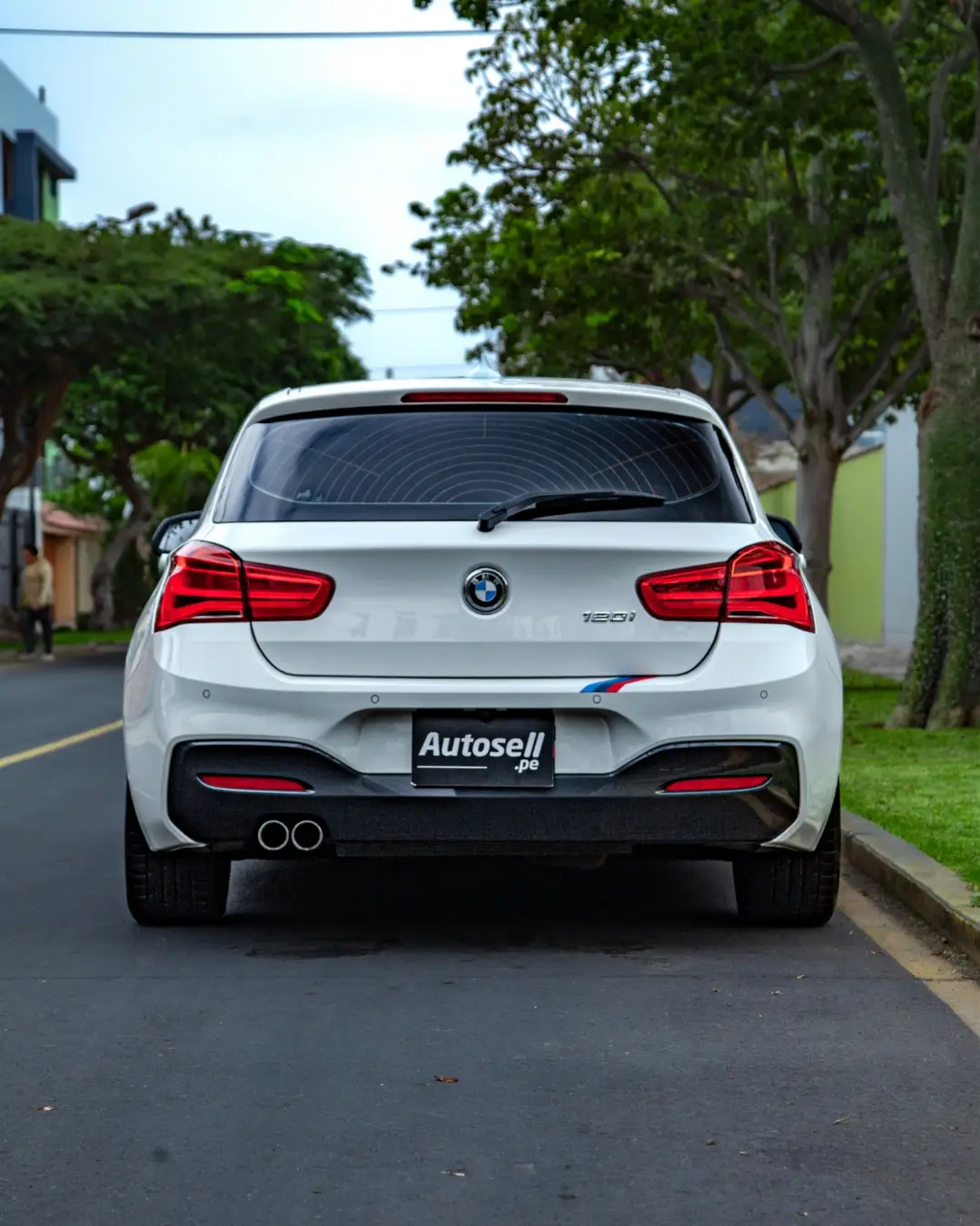 BMW 120i