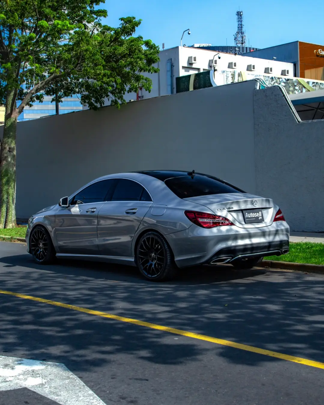 Mercedes Benz Cla 180