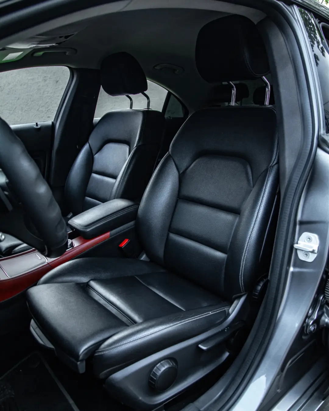 Mercedes Benz CLA 180