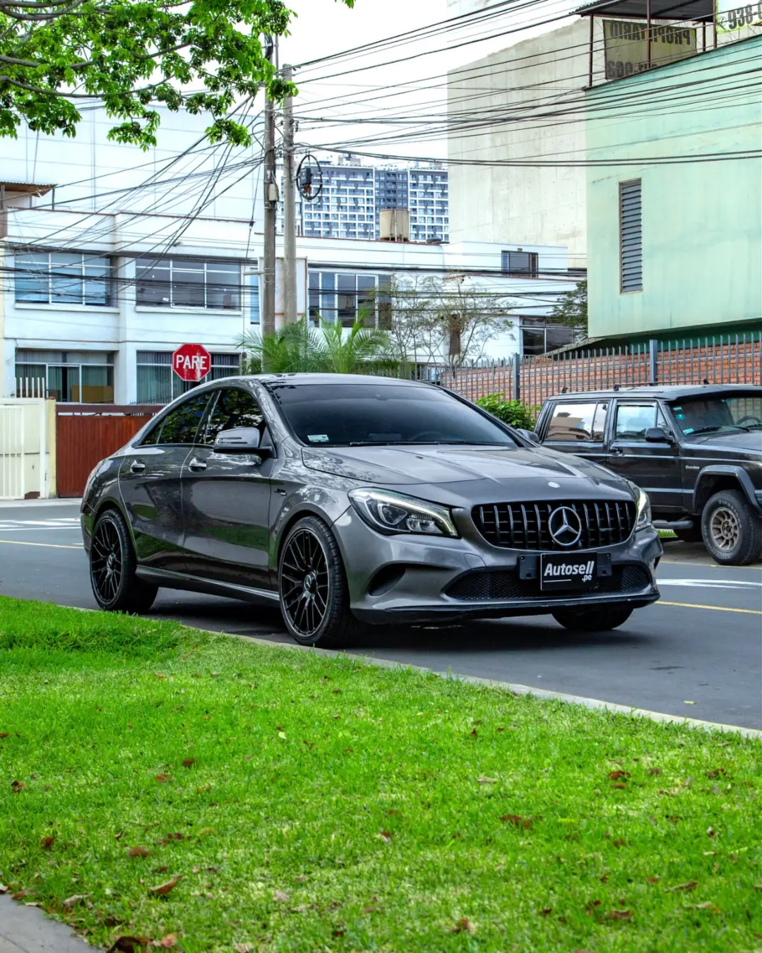 Mercedes Benz CLA 180