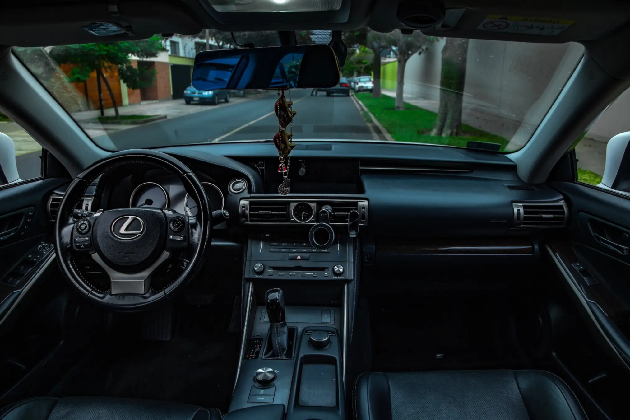 Lexus IS