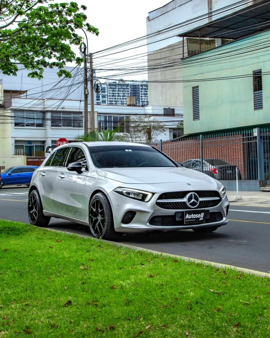 Mercedes Benz A200