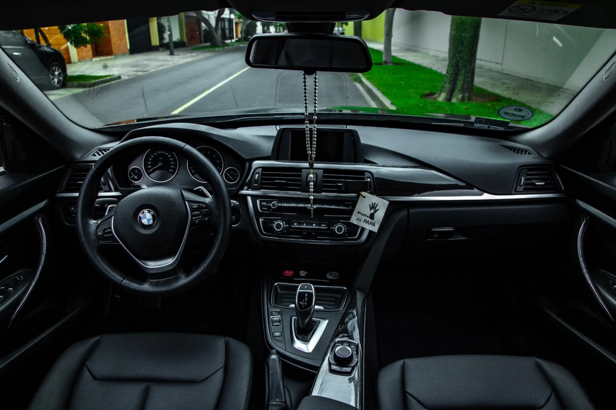 BMW 320i