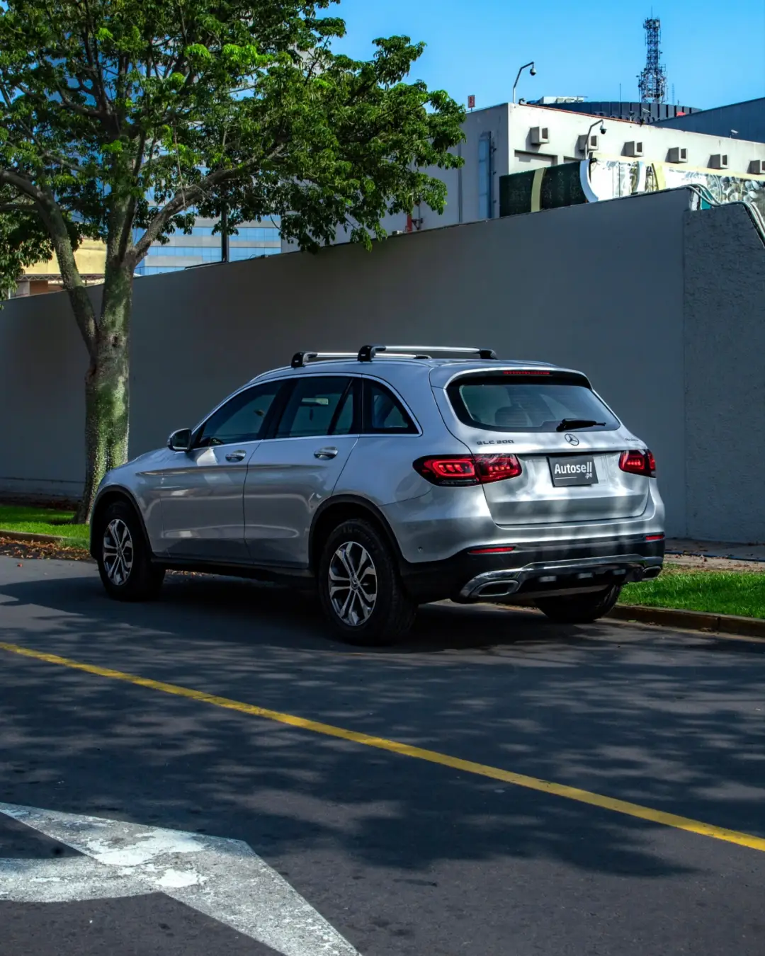 Mercedes Benz GLC200