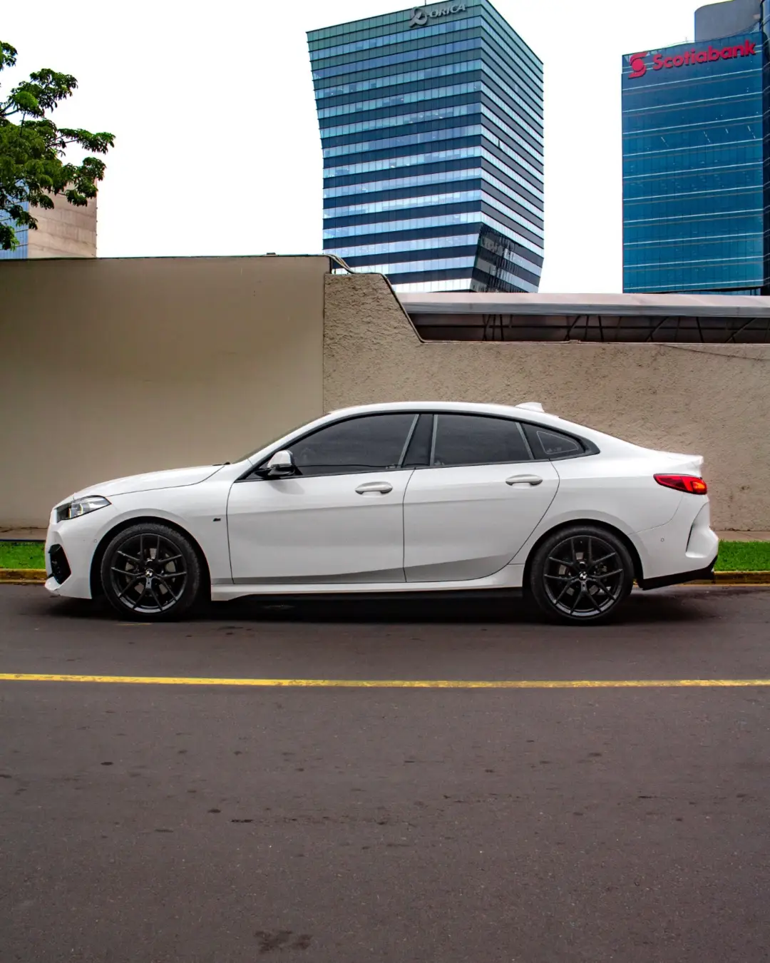 BMW 218i