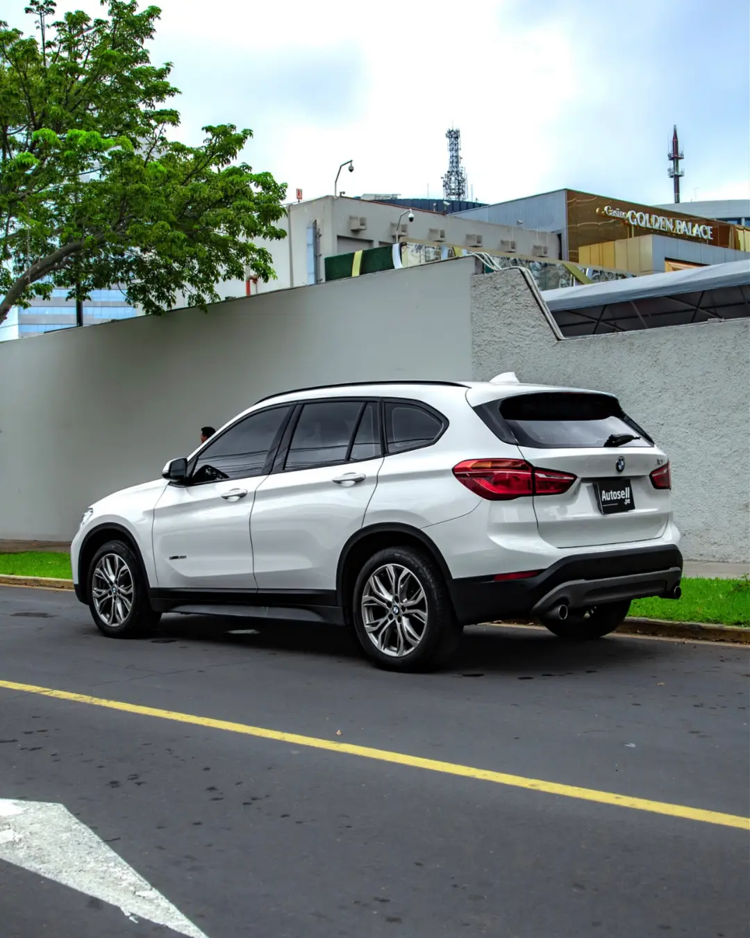 BMW x1