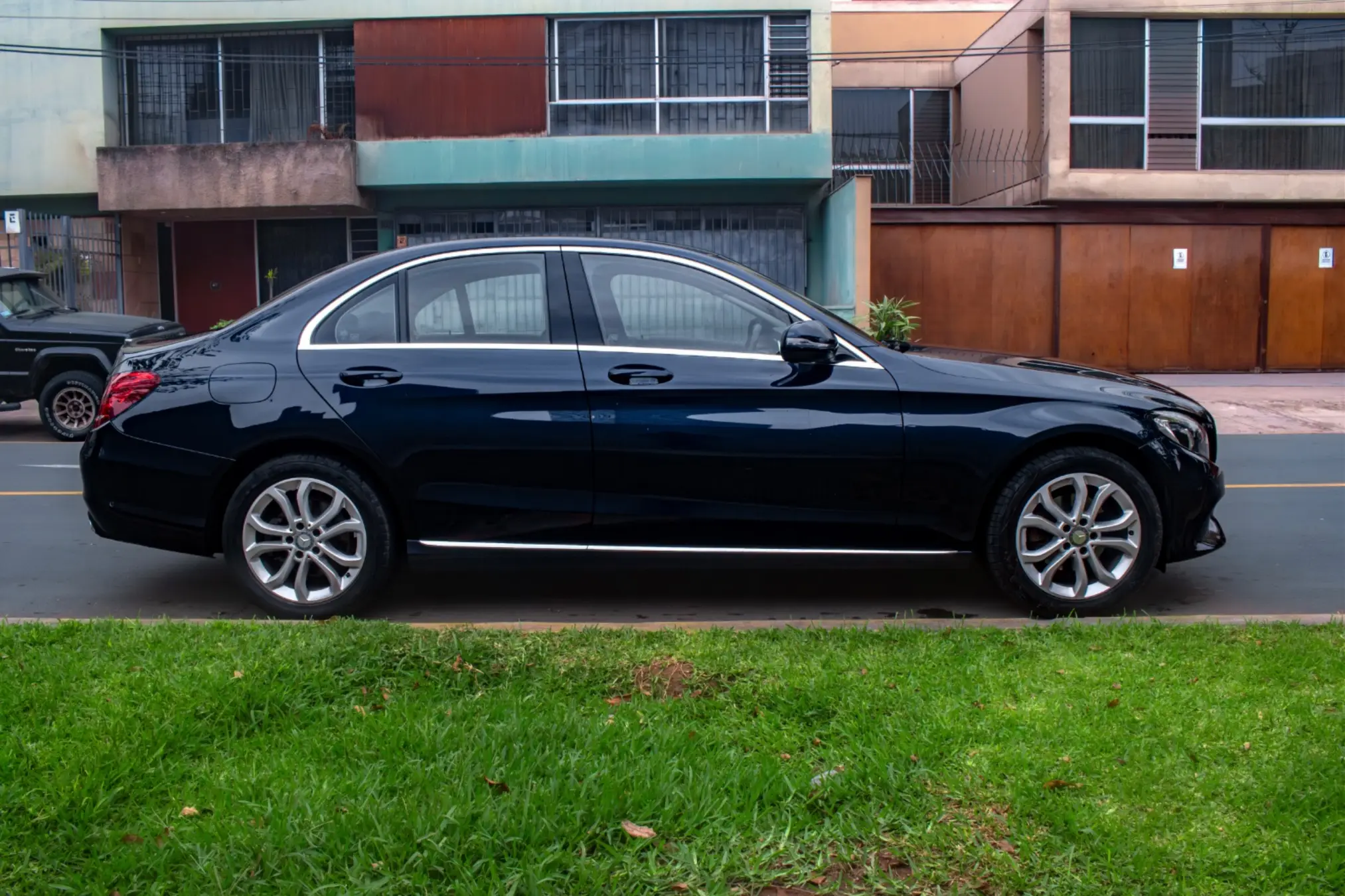 Mercedes Benz C180