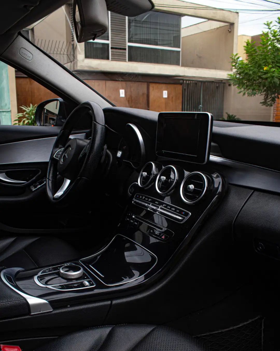 Mercedes Benz C180
