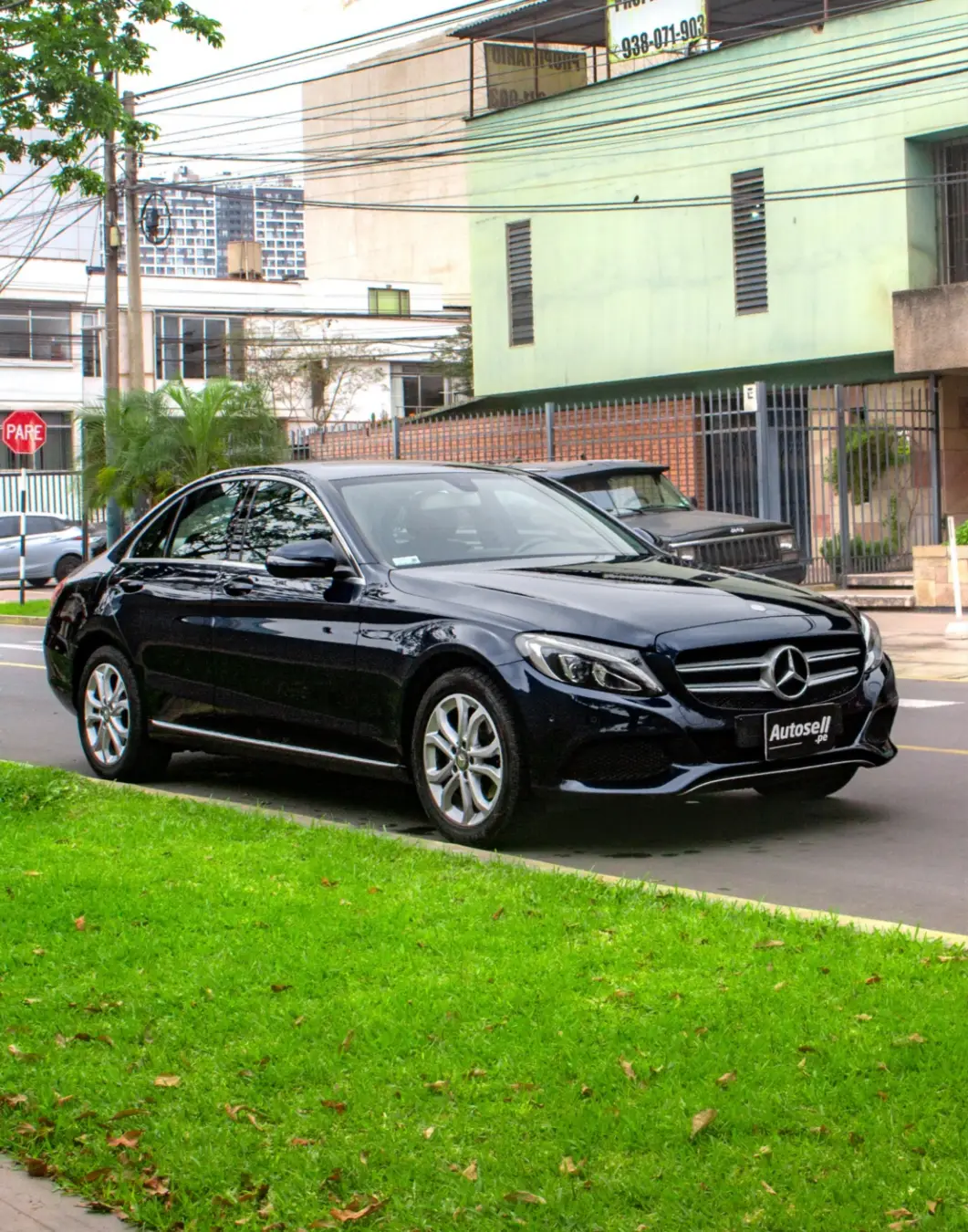 Mercedes Benz C180