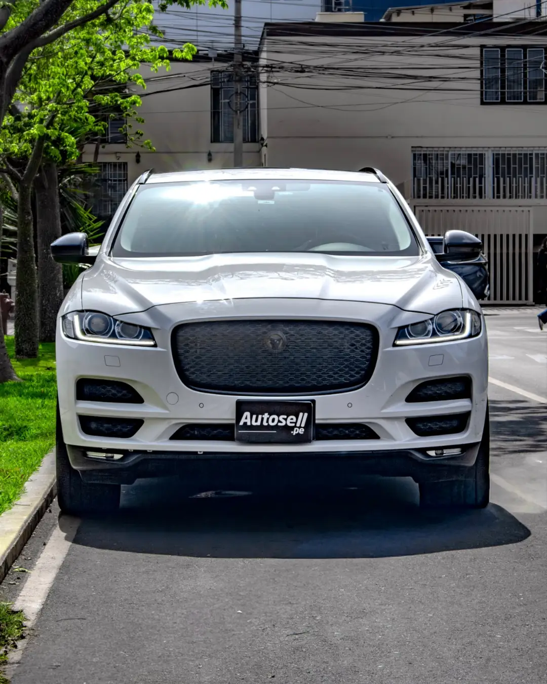 Jaguar F pace