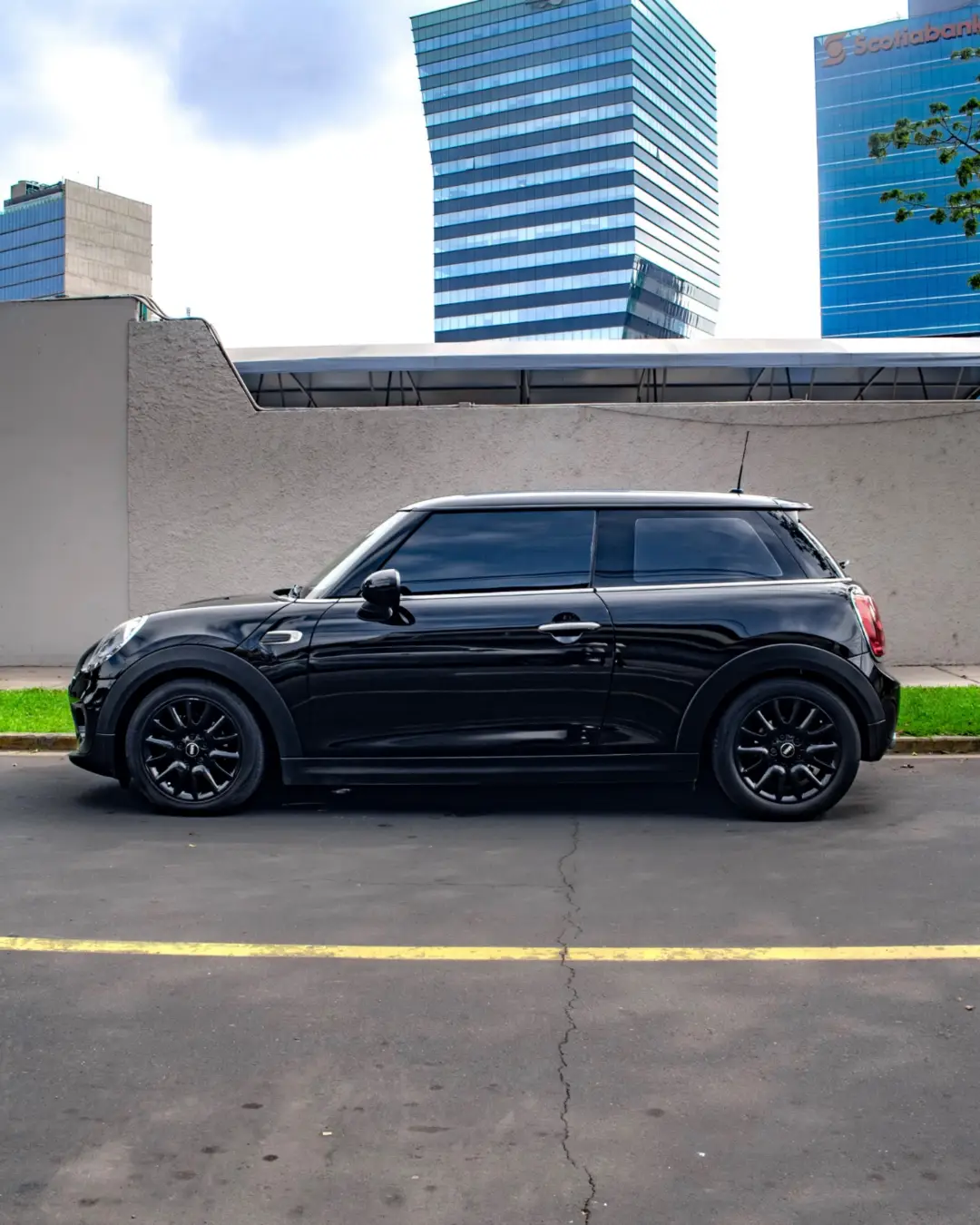 Mini Hatch