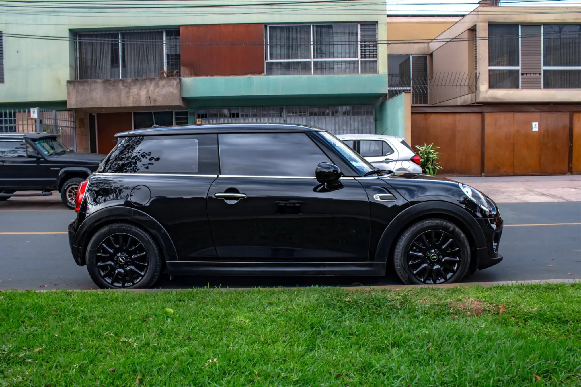 Mini Hatch