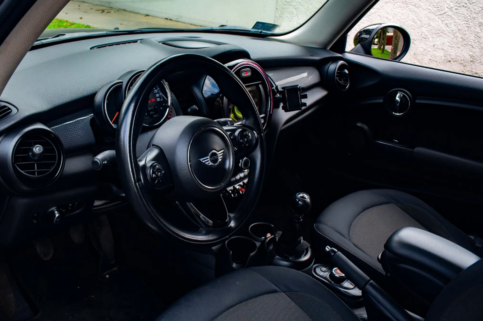 Mini Hatch