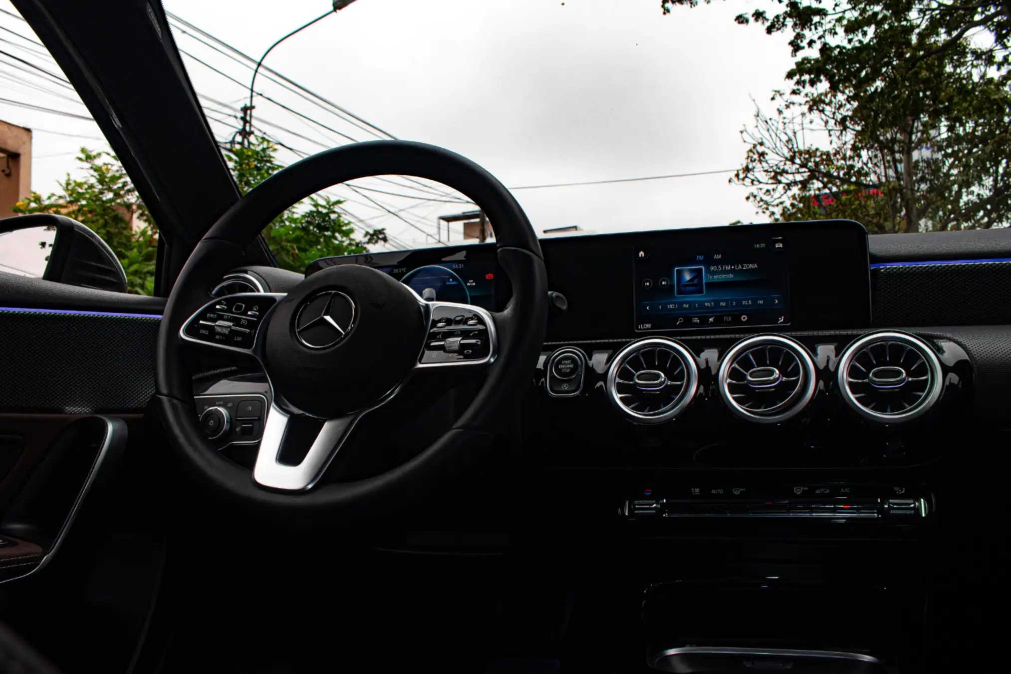 Mercedes Benz A200