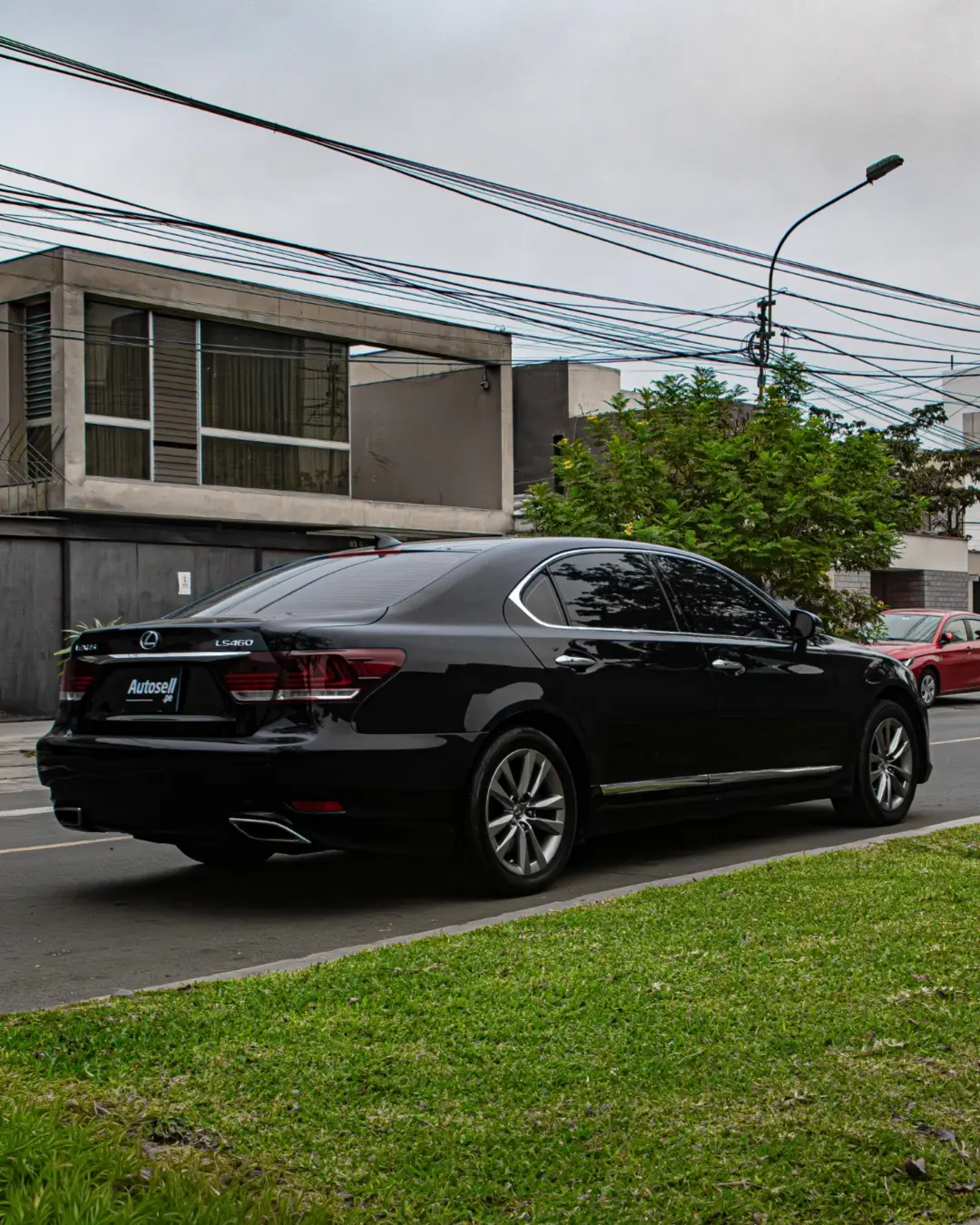 Lexus LS