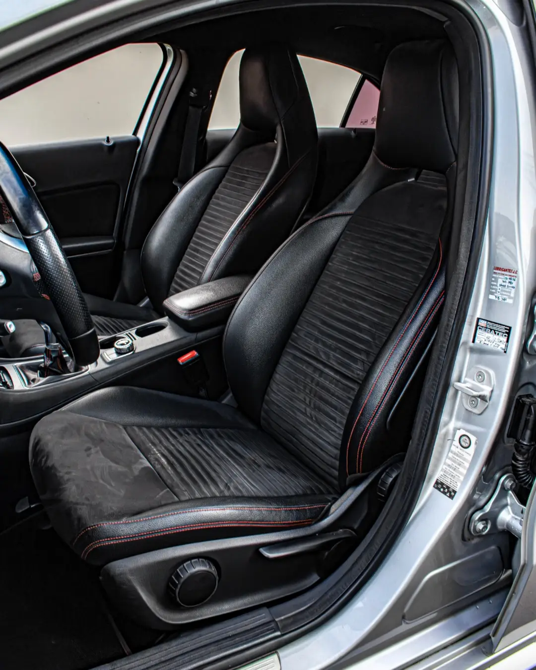 Mercedes Benz A200