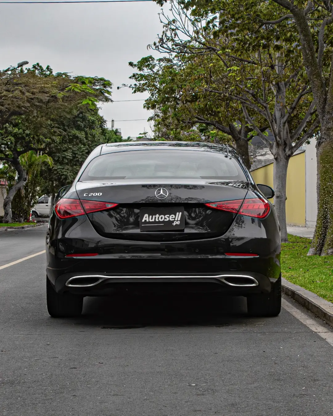 Mercedes Benz C200