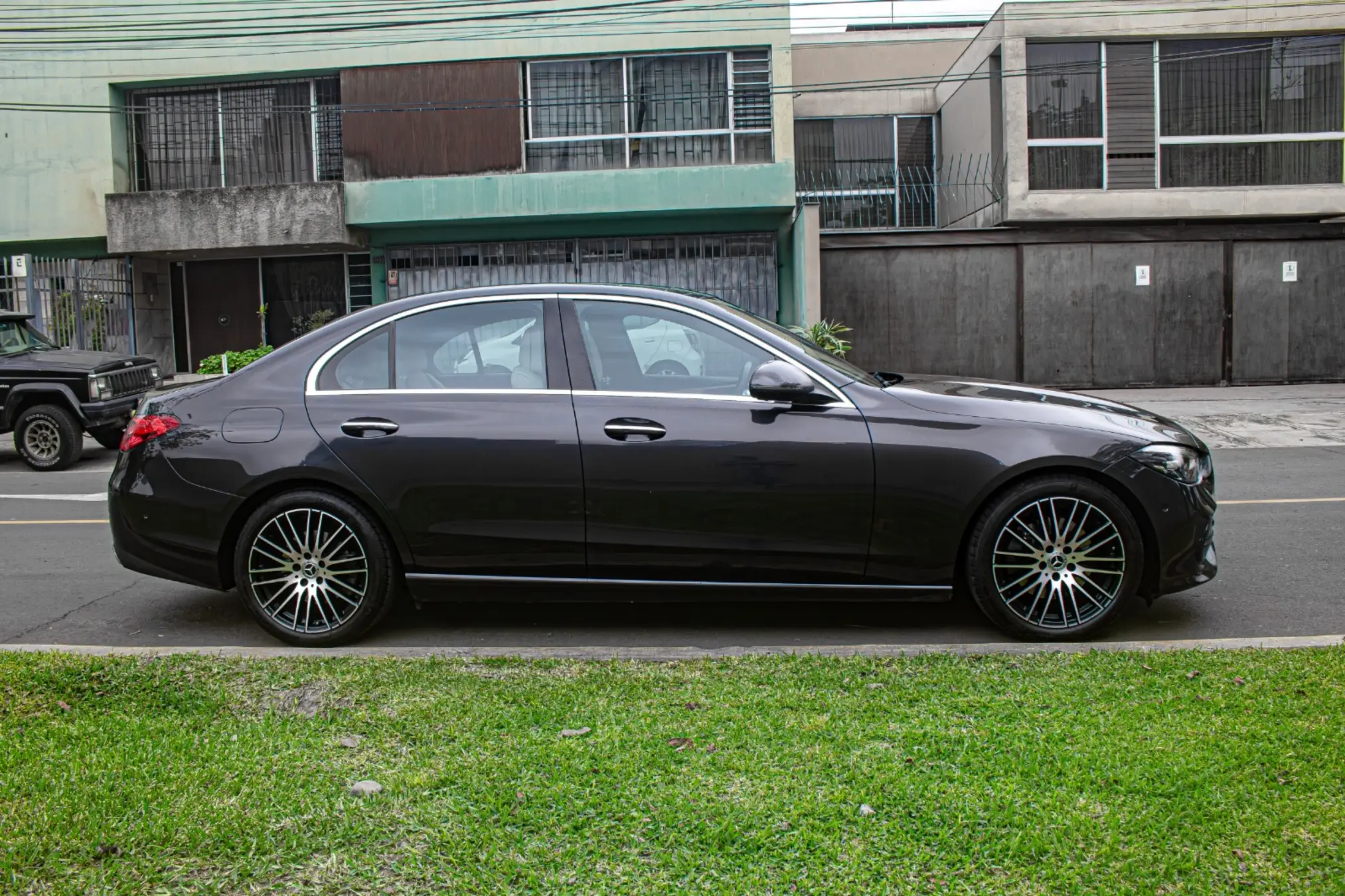 Mercedes Benz C200