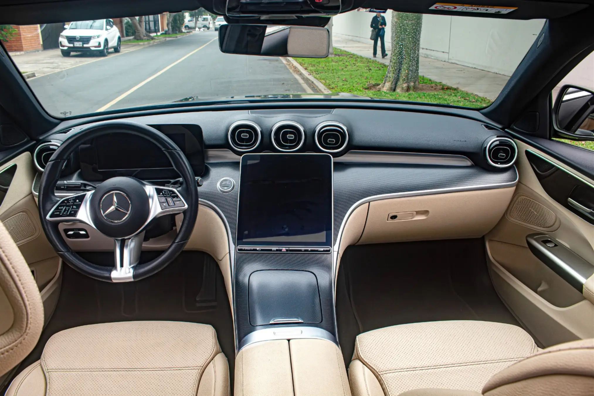 Mercedes Benz C200
