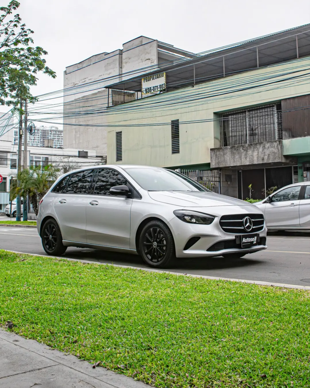 Mercedes Benz B200
