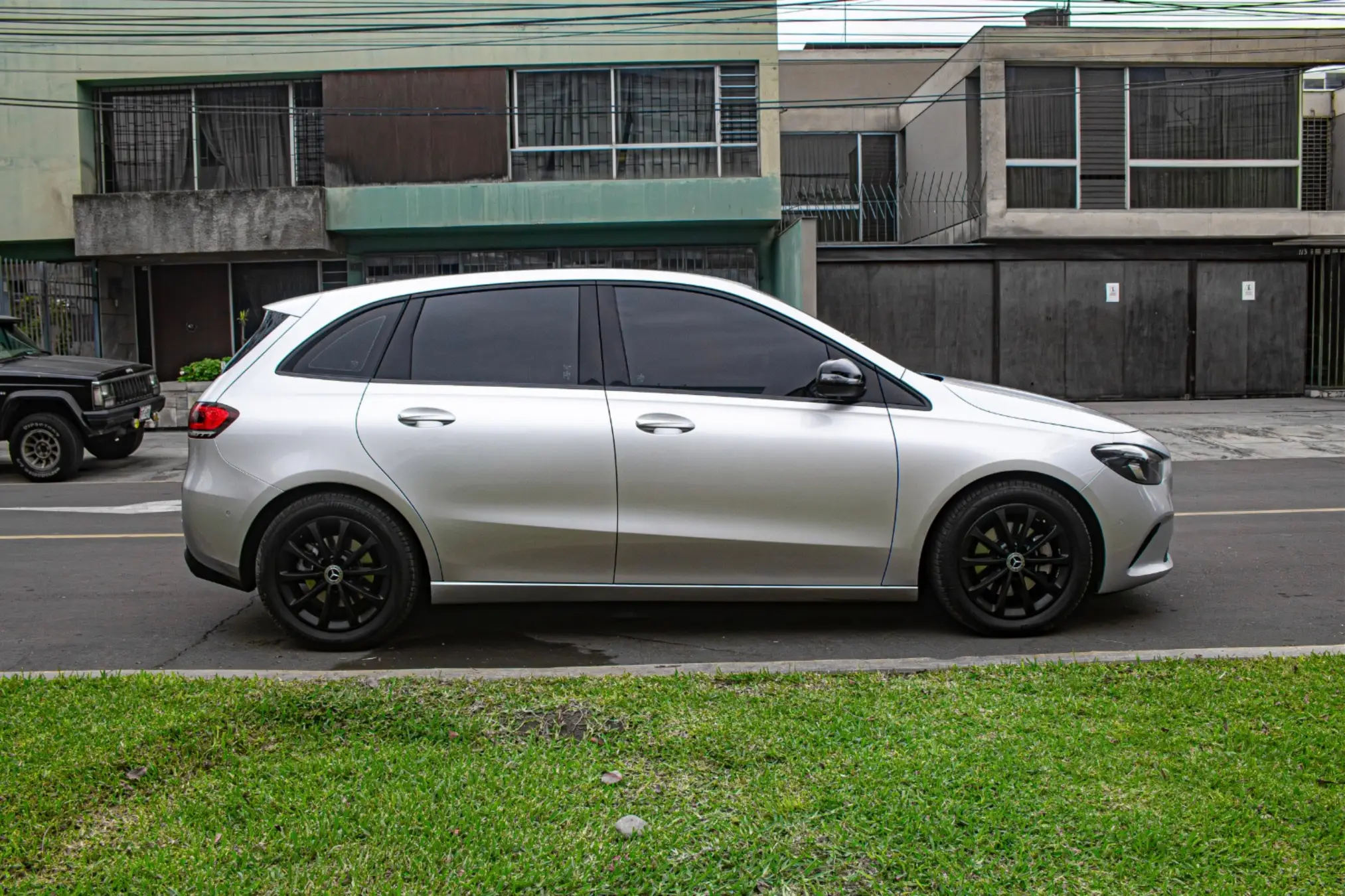 Mercedes Benz B200
