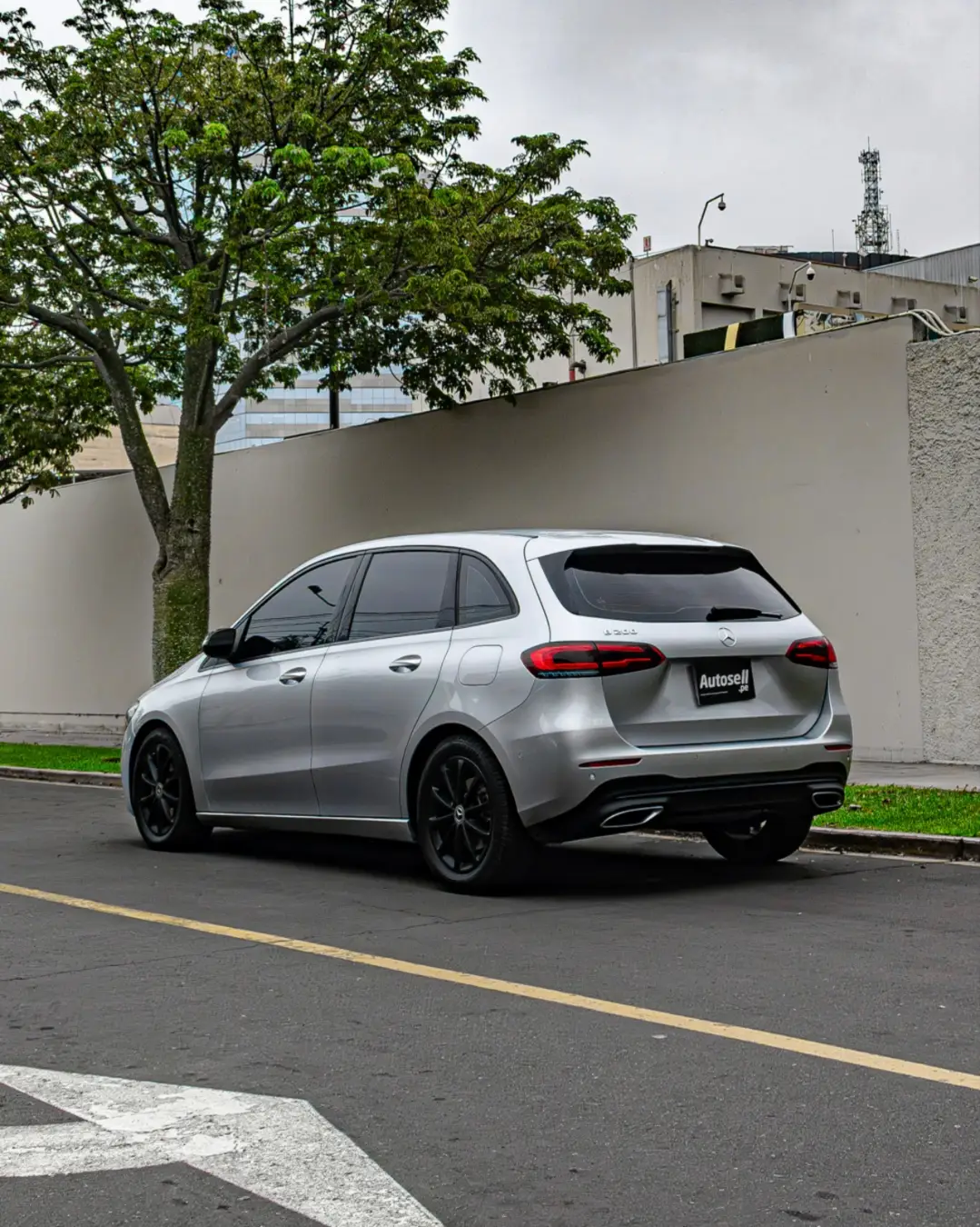 Mercedes Benz B200