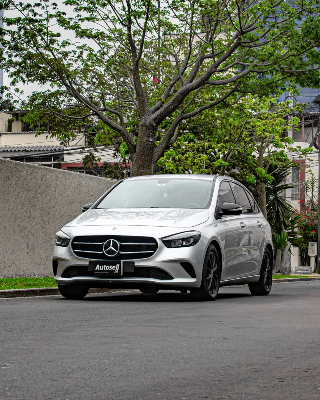 Mercedes Benz B200