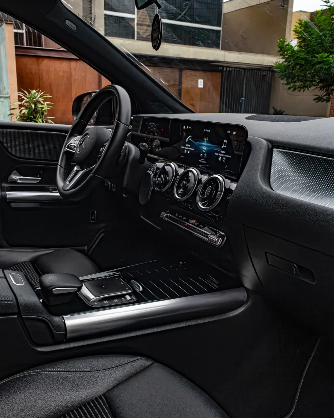 Mercedes Benz B200