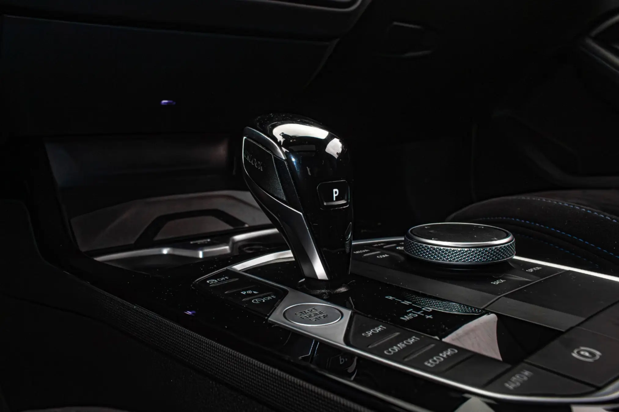 BMW 220i