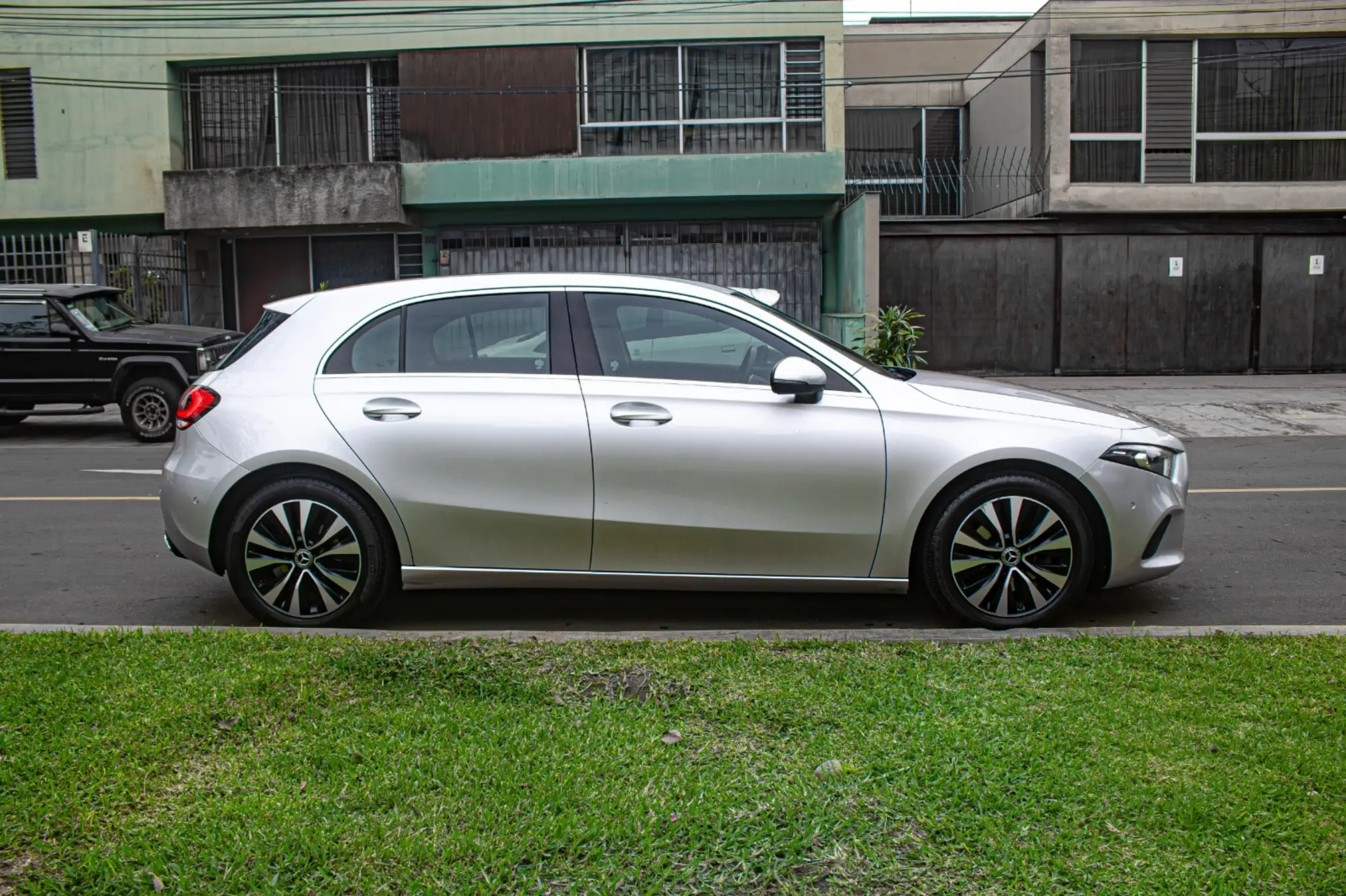 Mercedes Benz A200