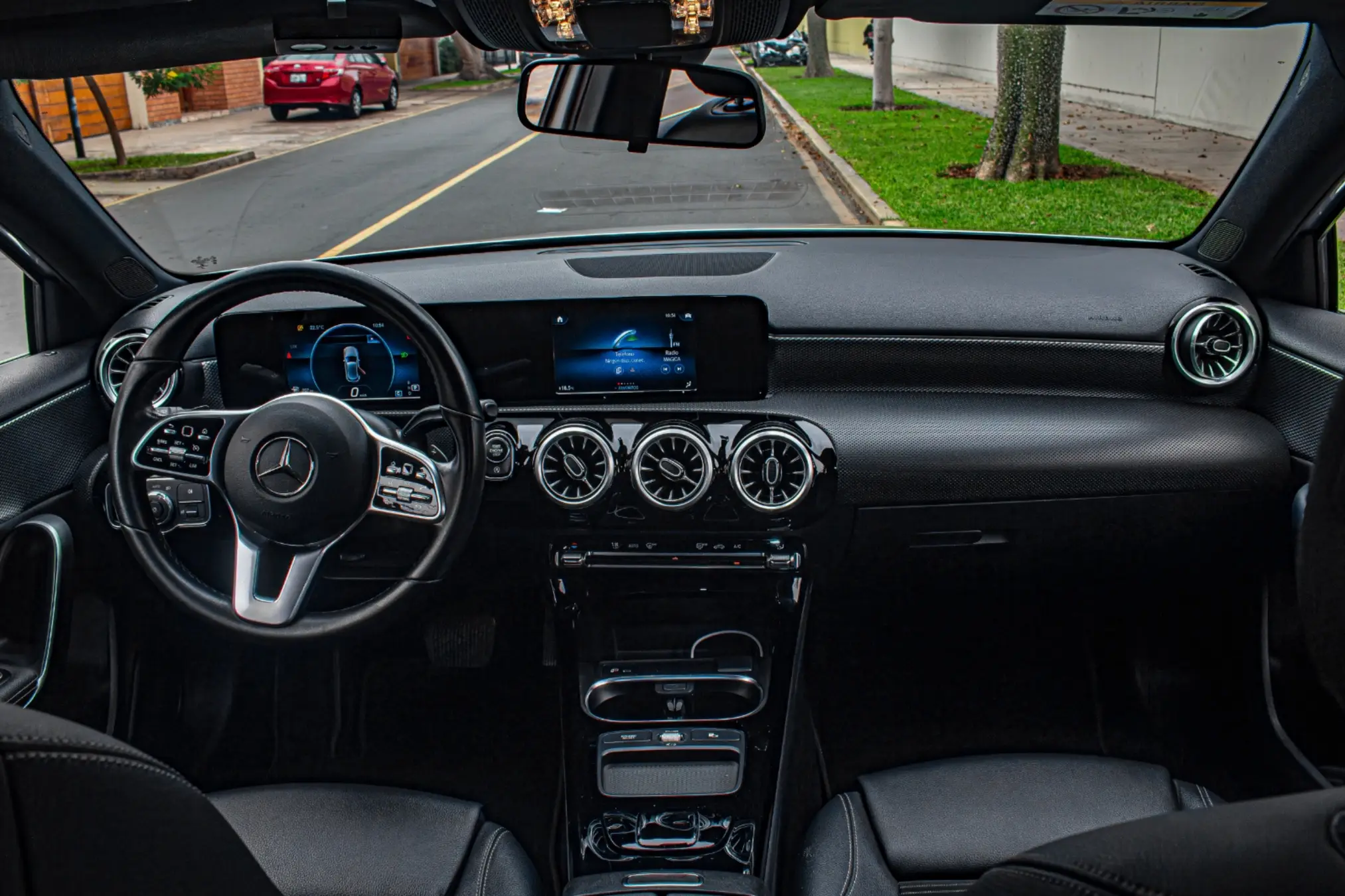 Mercedes Benz A200