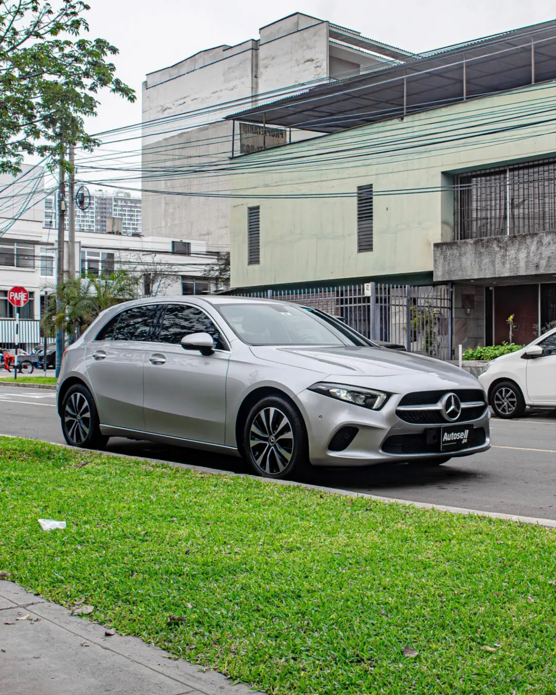 Mercedes Benz A200