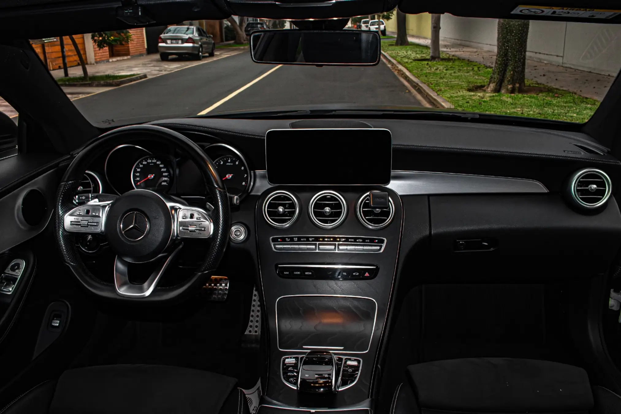 Mercedes Benz C200